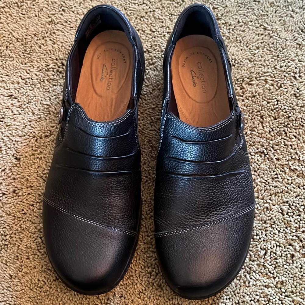 Clark’s collection black shoes